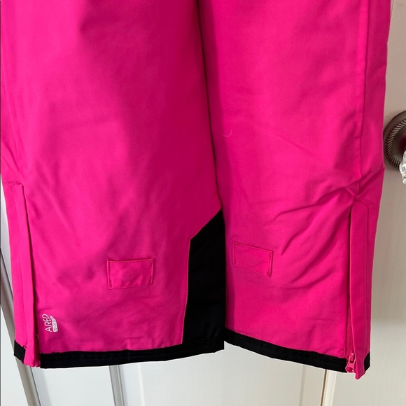 NWT Ski set Bold Pink and Black Ski Jacket and Pants Set and gaitor - Picture 9 of 12